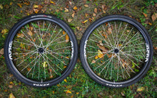 Load image into Gallery viewer, Berd Sparrow Carbon Gravel Wheels