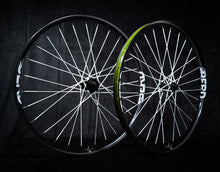 Load image into Gallery viewer, Berd HAWK30X Carbon Downhill and Enduro Wheels