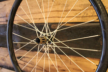 Load image into Gallery viewer, Berd Wheel Building